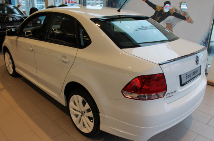 Козырек на заднее стекло для Volkswagen Polo Sedan (2010-2020) купить недорого с доставкой в Тюмень