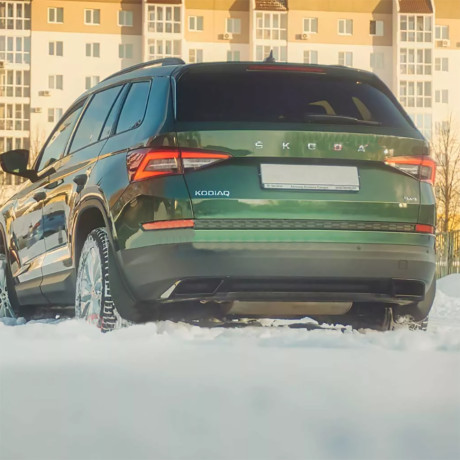 Имитация насадок глушителя SILVER (серебристый глянец) для Skoda Kodiaq (2016-н.в.) купить недорого с доставкой в Тюмень